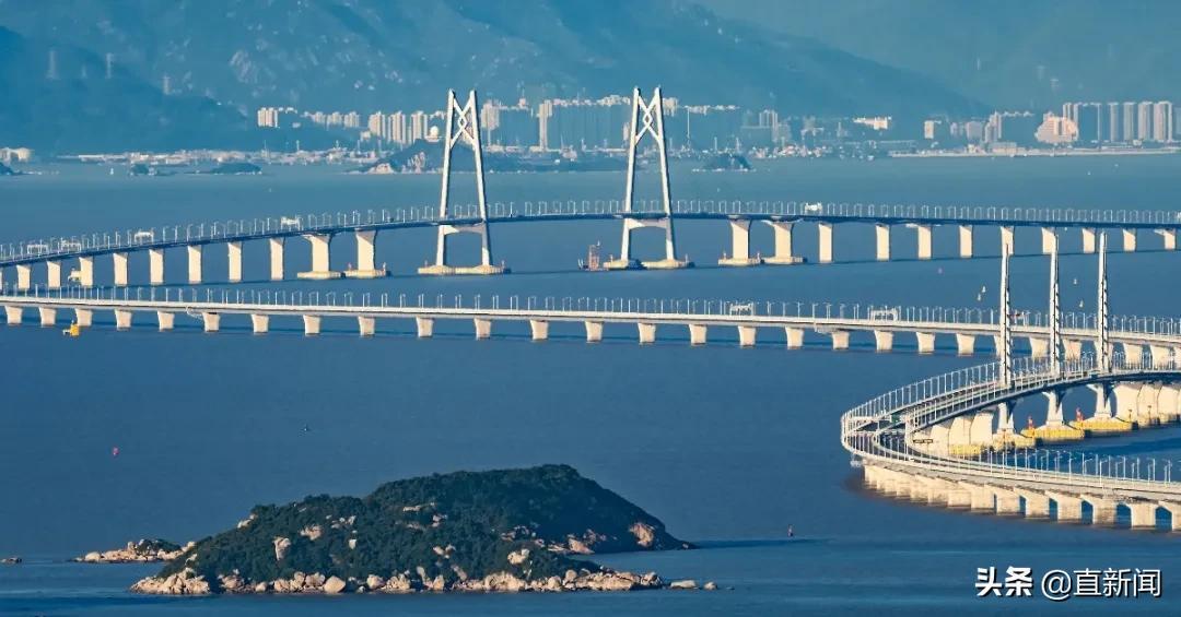 探索未來，2025新澳門正版免費資本車的時代來臨，2025新澳門正版免費資本車時代，探索未來的機遇與挑戰(zhàn)