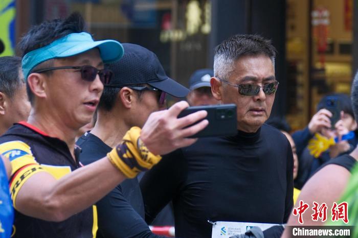 揭秘香港特馬盛宴，2025今晚之夜，揭秘香港特馬盛宴，今晚之夜，探尋幸運(yùn)之門