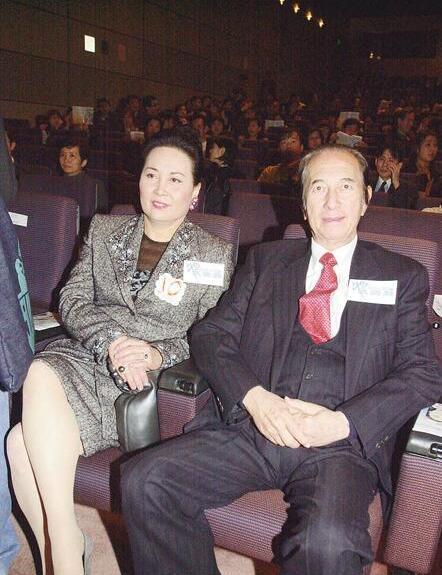 揭秘2025新澳門精準(zhǔn)四肖期期中特公開的秘密，揭秘澳門精準(zhǔn)四肖期期中特秘密大公開（獨家爆料）